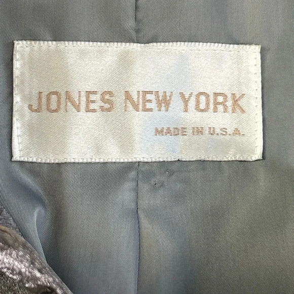 Vintage Jones New York Women’s Size 6 Silver Metallic Button Trench Coat Pockets - Picture 11 of 13